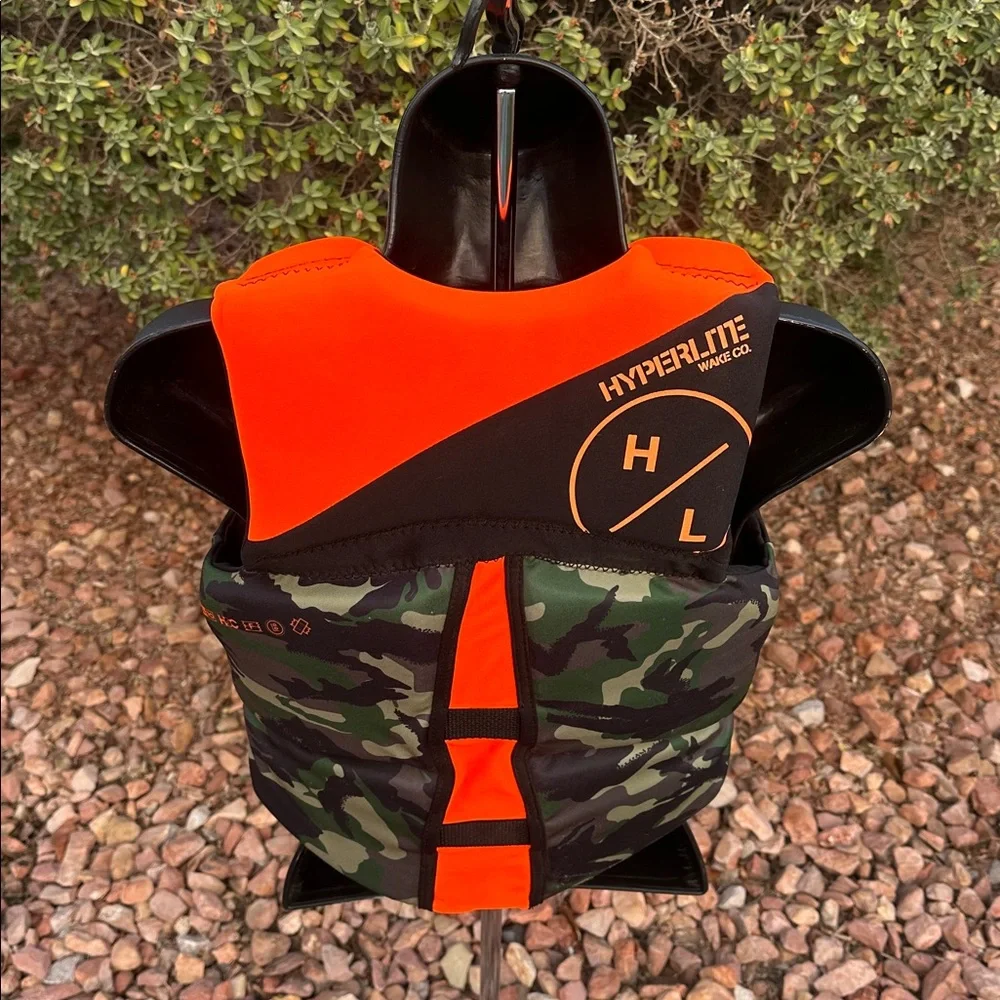 Hyperlite Orange and Black Life Vest - Picture 15 of 17